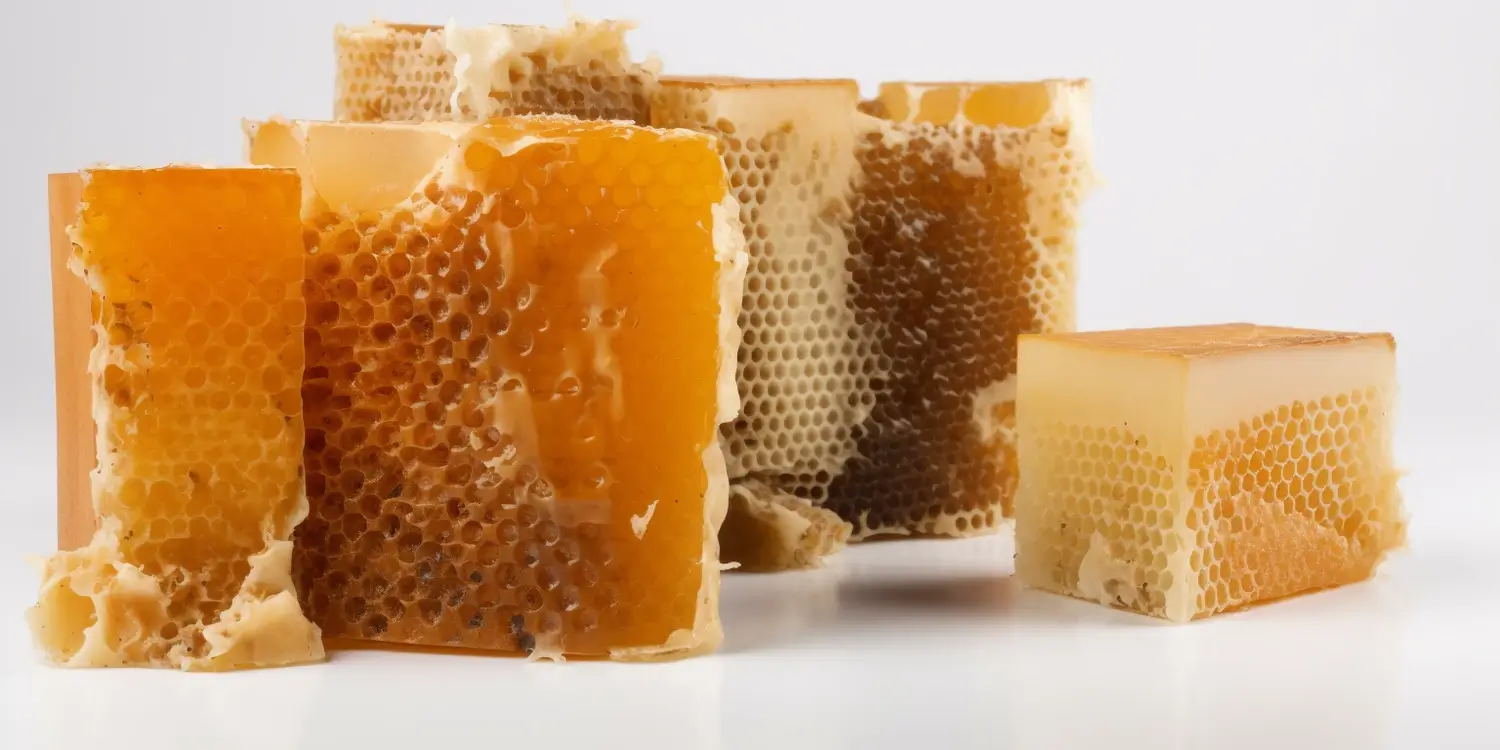 Miód rzepakowy co leczy?